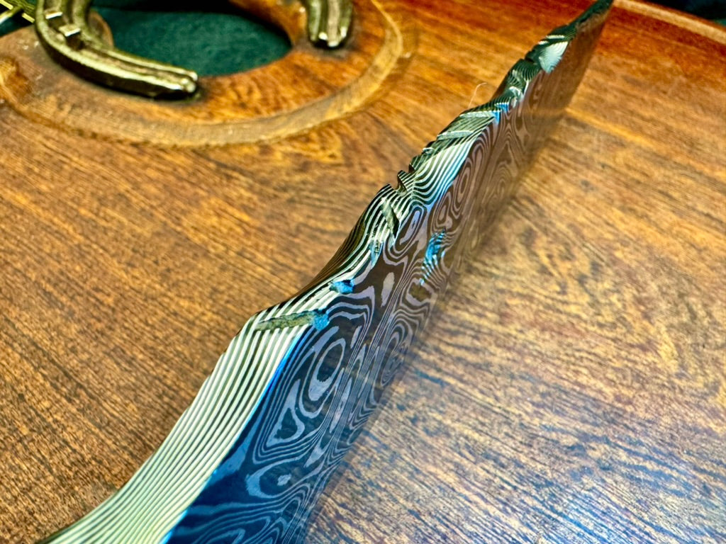 DM04 - PRISMATIC DAMASCUS