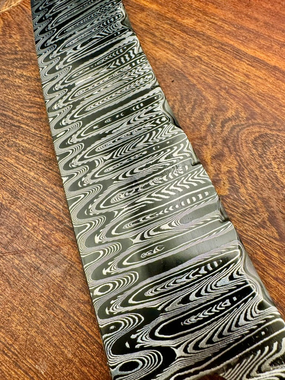 DM02 - CHEVRON DAMASCUS